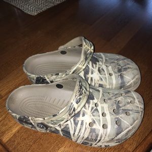 Camo crocs